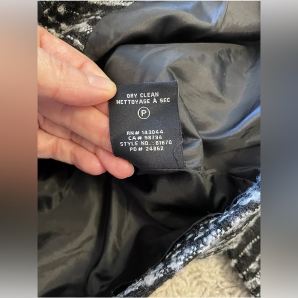 BAGATELLE black white long sleeve cropped blazer jacket small s NWT - Picture 5 of 7